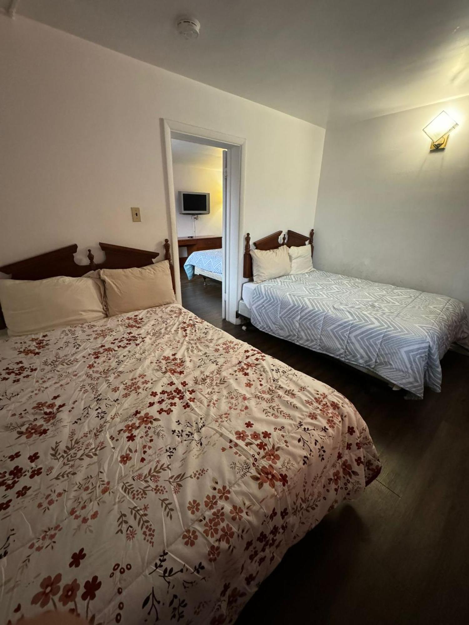 6267 Persepolis Inn Καταρράκτες του Νιαγάρα Εξωτερικό φωτογραφία