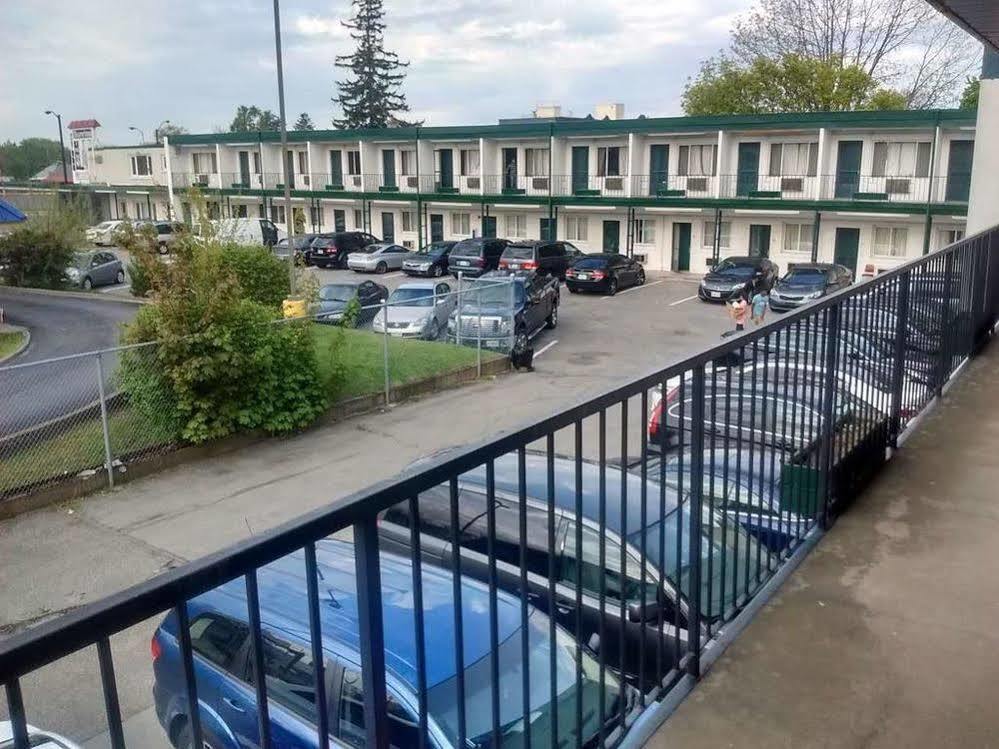 6267 Persepolis Inn Καταρράκτες του Νιαγάρα Εξωτερικό φωτογραφία